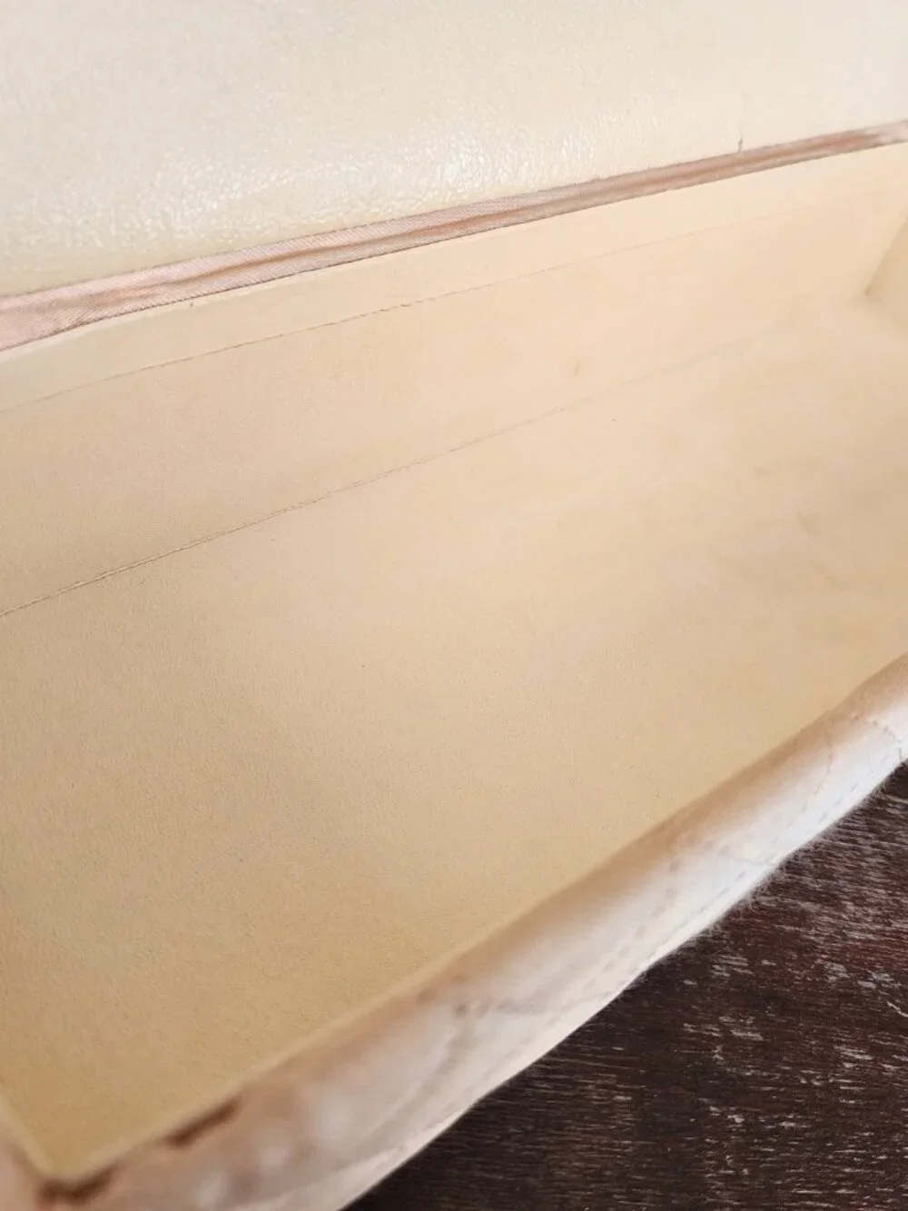 Vintage 1940's Cream Satin Covered Padded & Quilted Glove Dresser Box